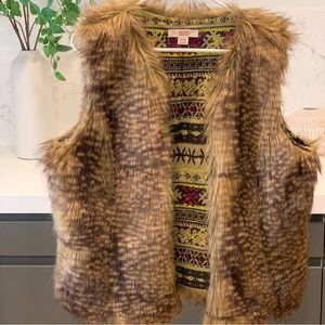 Mossimo target brand Fur Vest